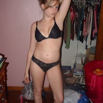 Profil de Nazik, 32 ans, Escorte à Déléage