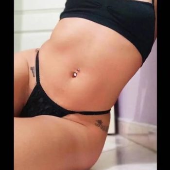 Profil de Delina, 26 ans, Escorte à Claresholm