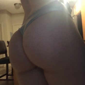 Profil de Swanne, 24 ans, Escorte à Consul