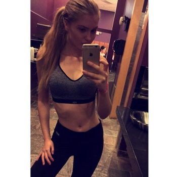 Profil de Géraldine, 27 ans, Escorte à Saint-Sixte