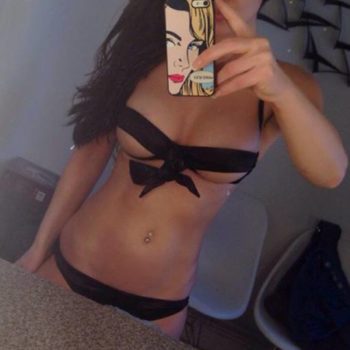 Profil de Djezia, 34 ans, Escorte à Berwyn